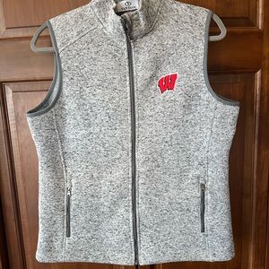 UW/Badgers knit vest.  Sz L